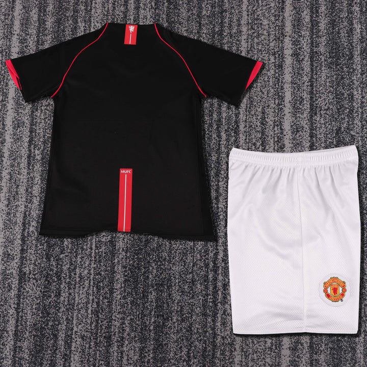 Manchester United 07/08 Children's Away Retro Set