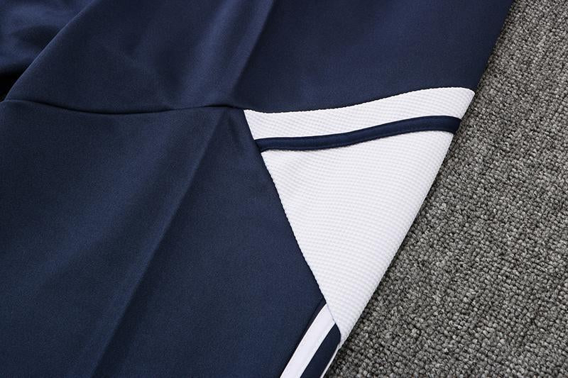 Training Set - Navy Blue/White