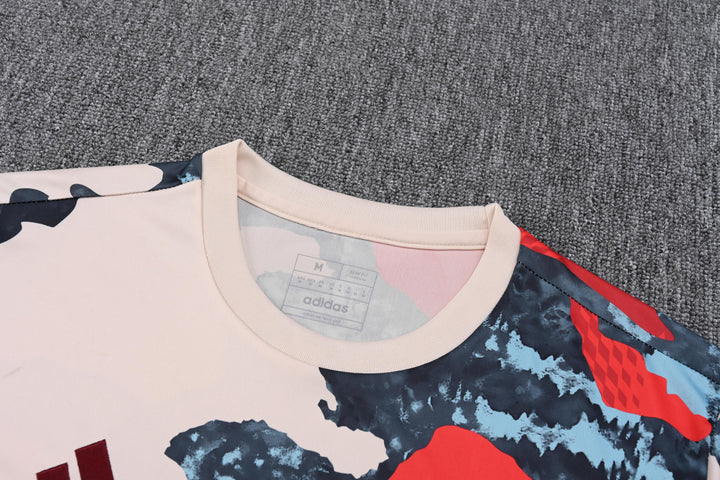 Bayern Munich 2025/26 Training Kit - Salmon