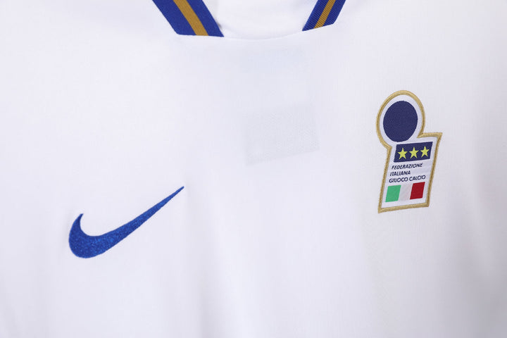 Italy 1996 Away Retro Shirt