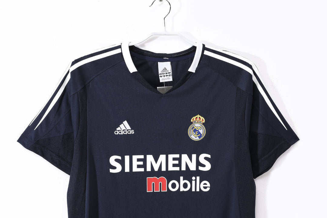 Real Madrid 04/05 Away Retro Shirt