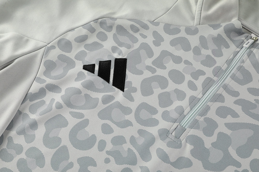 Adidas Training Set – Light Gray