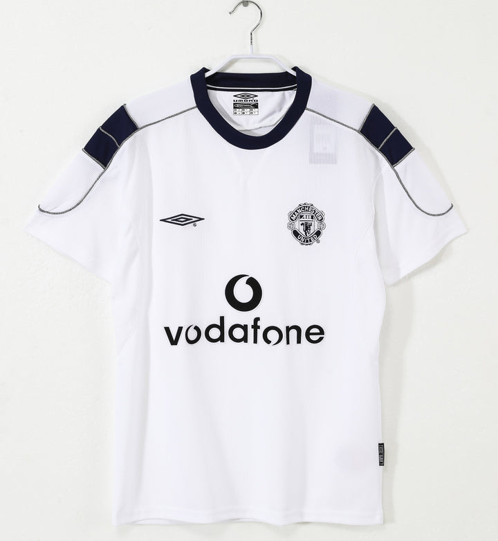 Manchester United 00/01 Away Retro Shirt