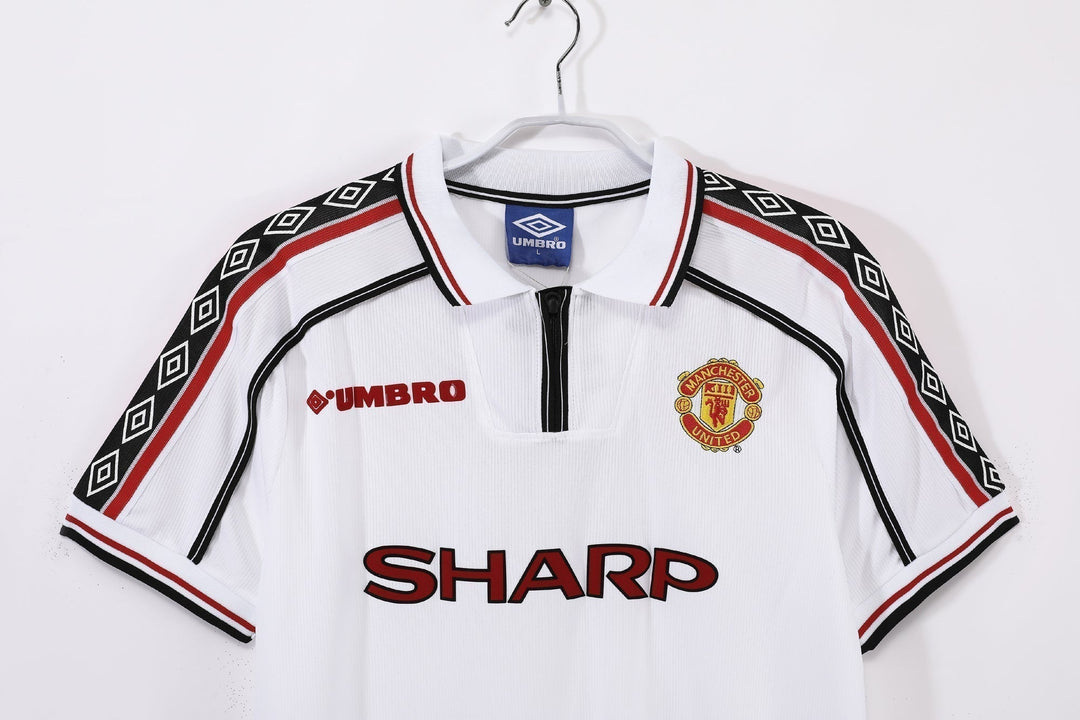 Manchester United 98/99 Away Retro Shirt