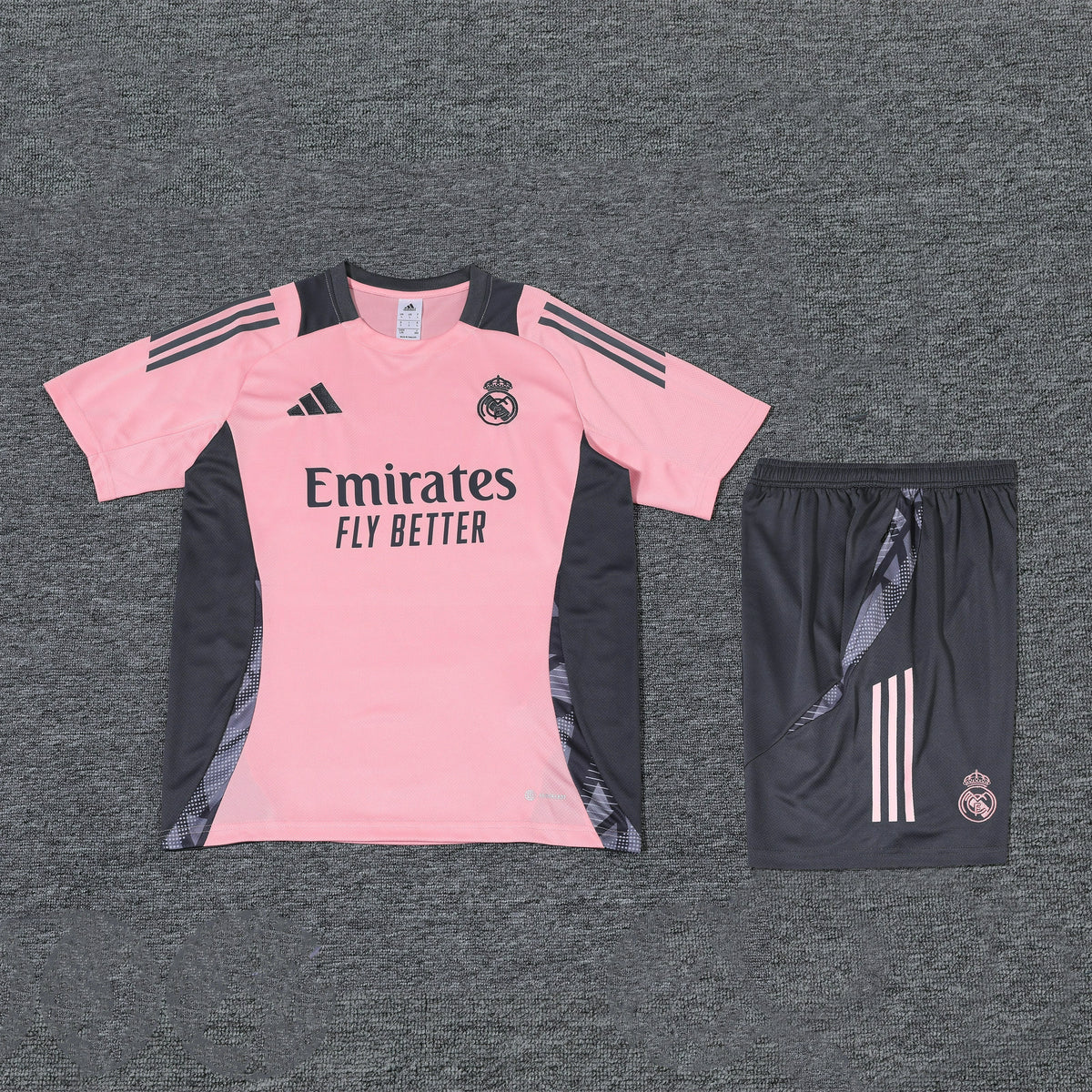 Real Madrid Training Kit 24/25 - Pink