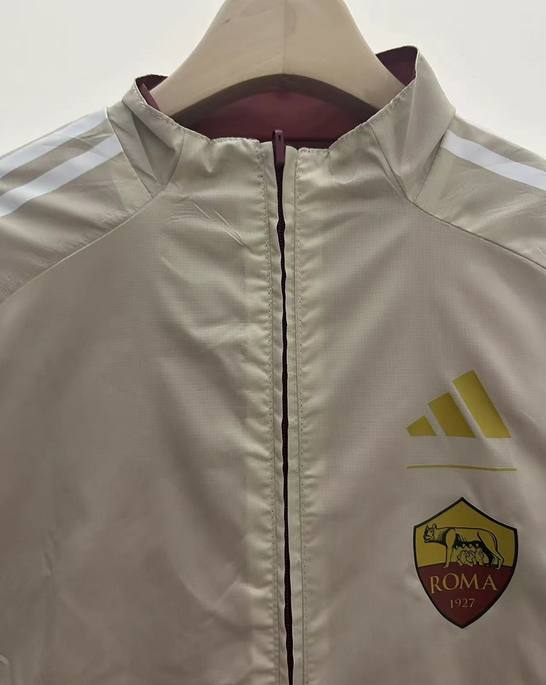 Roma Windbreaker Jacket - Burgundy/Beige