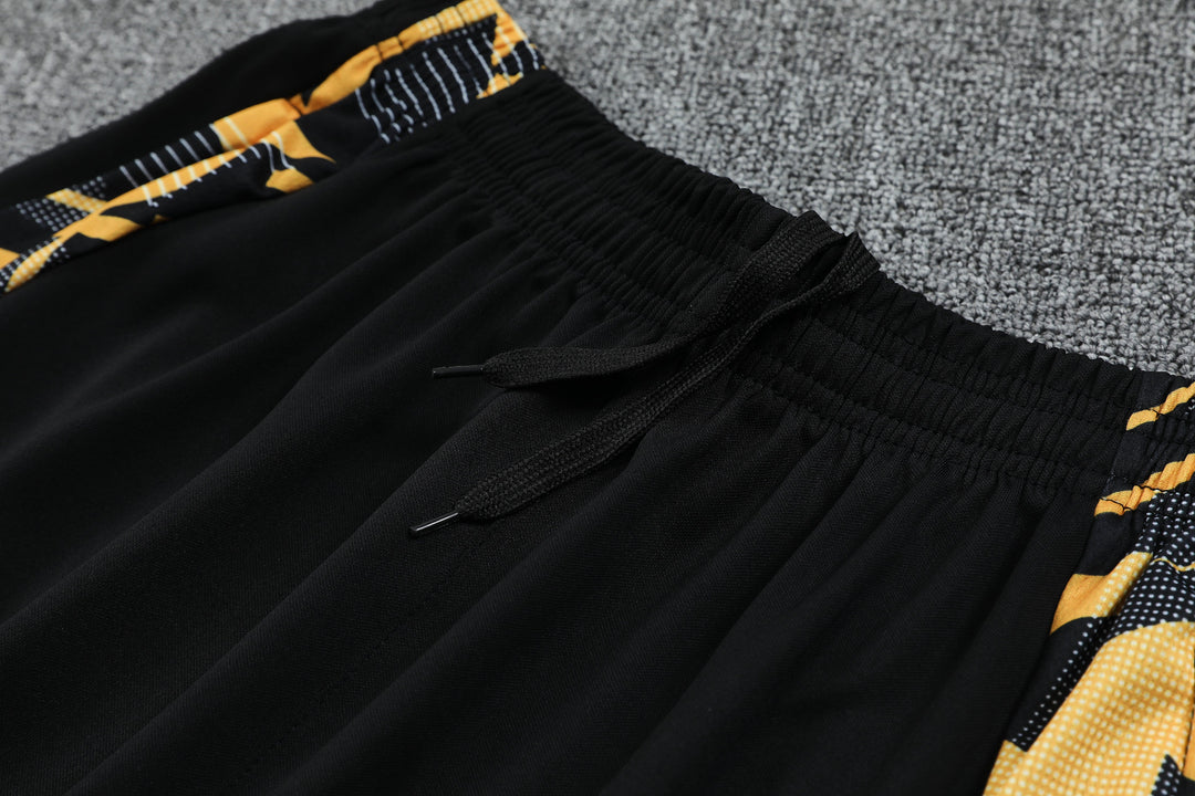 Real Madrid 2024/25 Training Short - Black/Yellow