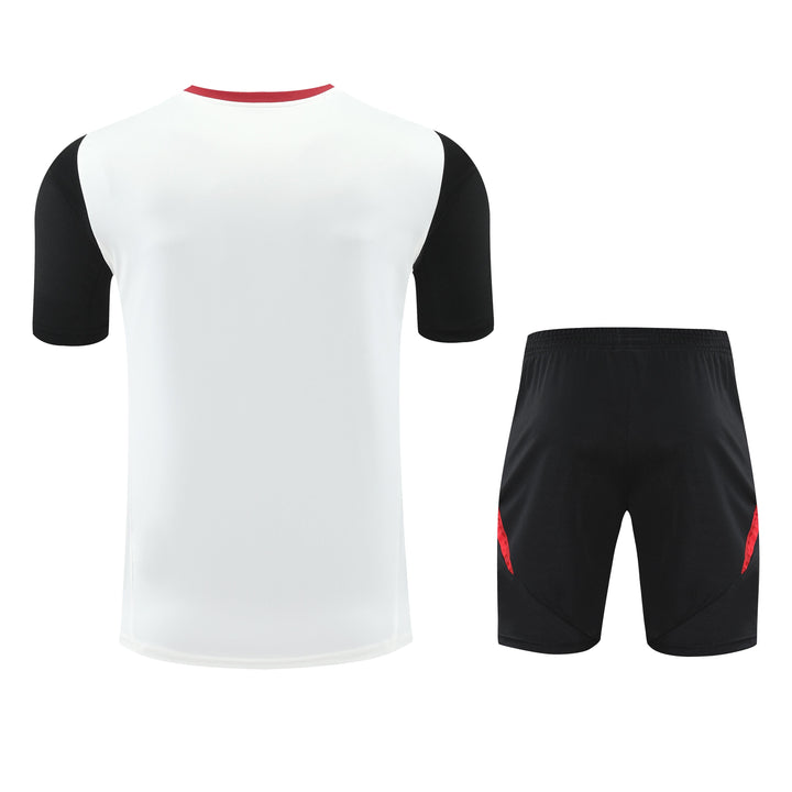 Manchester United 2025/26 Training Kit - White