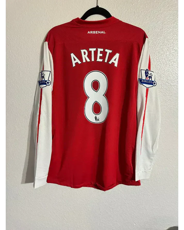 Arsenal 10/11 Home Retro Shirt - Mikel Arteta #8 (+Patches)