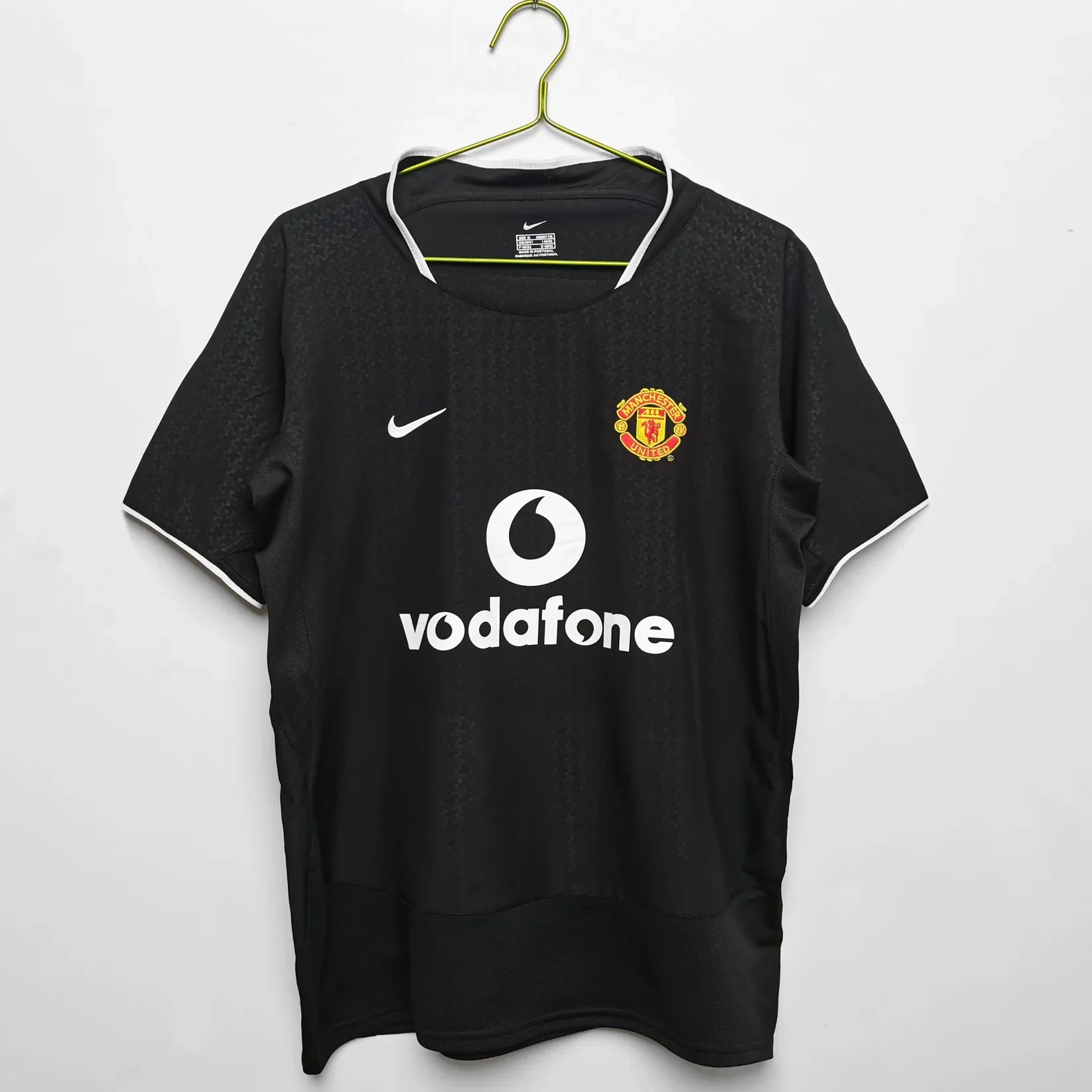 Manchester United 2003/04 Away Retro Shirt