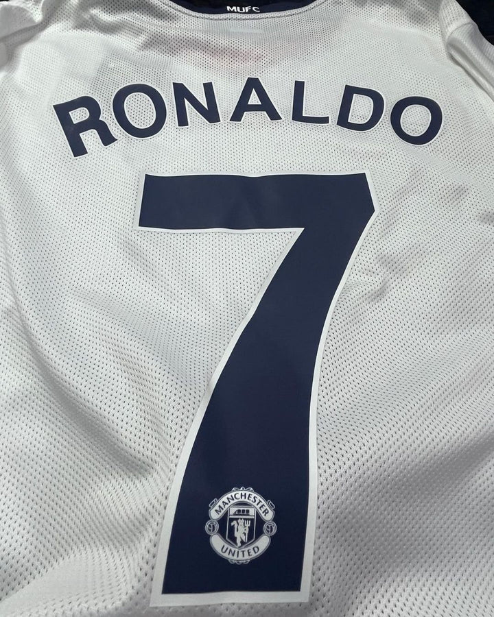 Manchester United 2008/09 Away Retro Shirt - Ronaldo #7 (+Patches) Long Sleeve