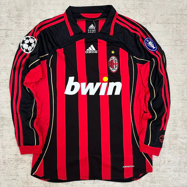 MIlan Retro 06/07 Home Shirt - Kaká #22 (+Patches)