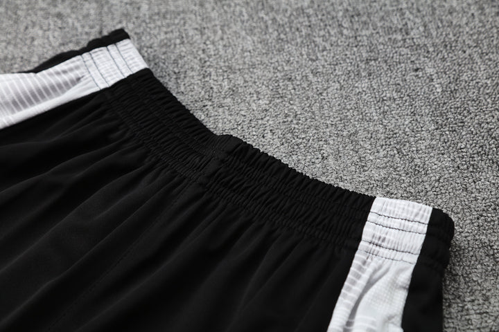 Real Madrid 2025/26 Training Short - Black/White