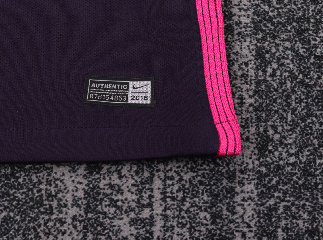 Barcelona 16/17 Children's Away Retro Set