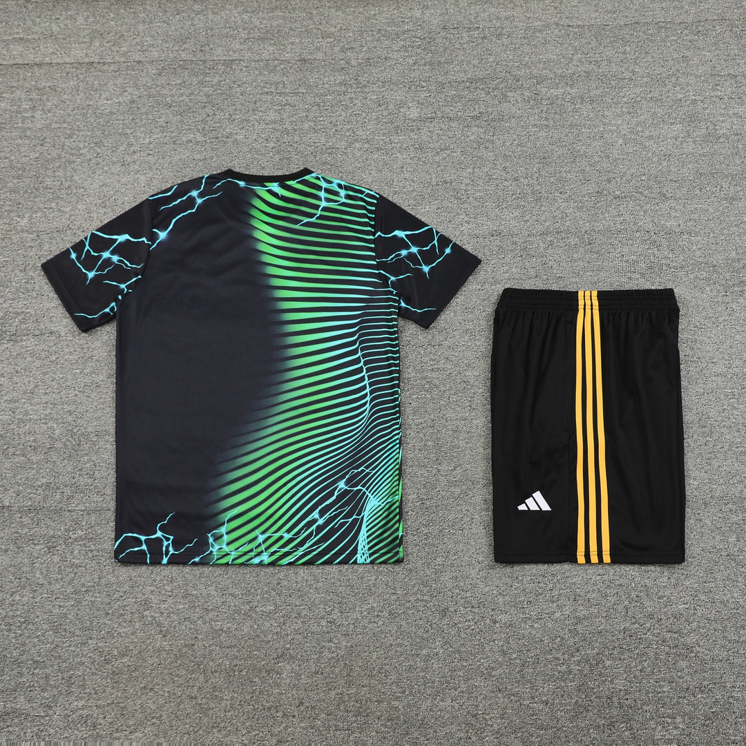 Real Madrid 2024/25 Training Kit - Black/Green