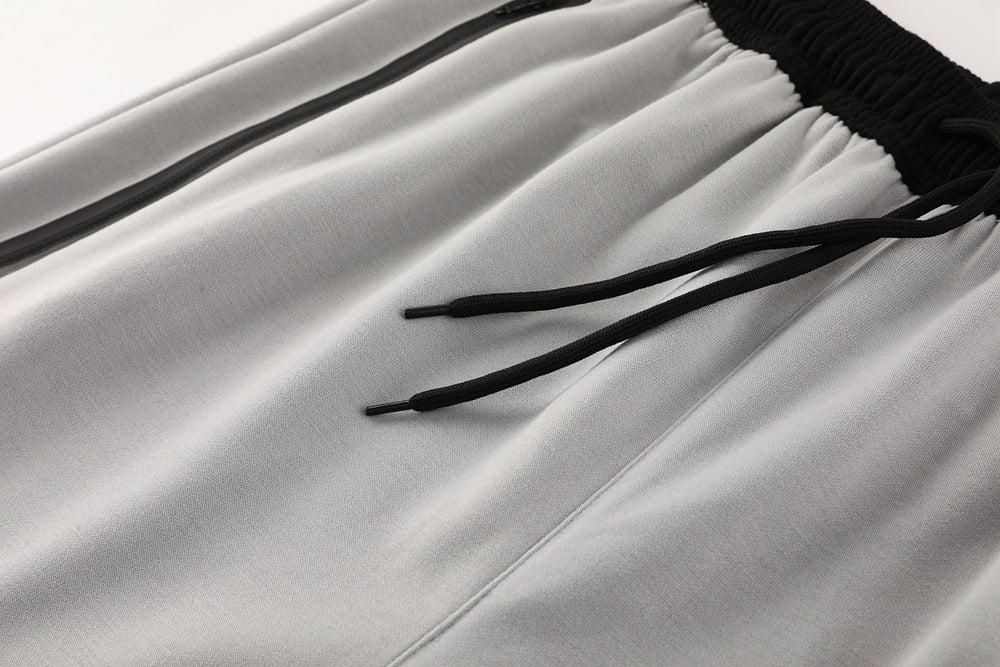 Nike Tech Fleece Set – Light Grey/Black