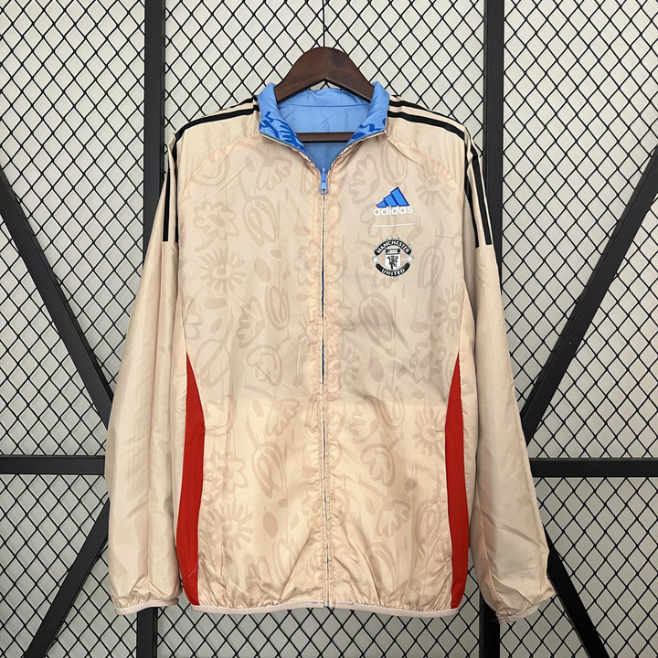 Manchester United Reversible Windbreaker Jacket - Light Blue/Beige
