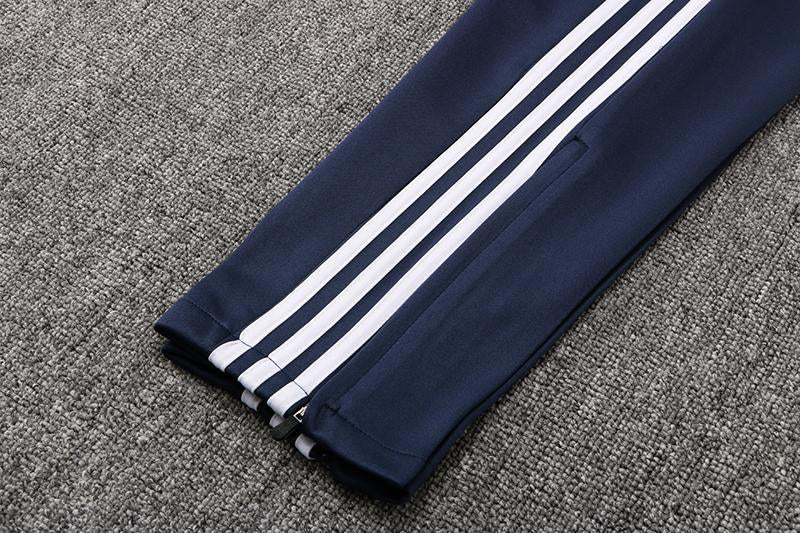 Training Set - Navy Blue/White