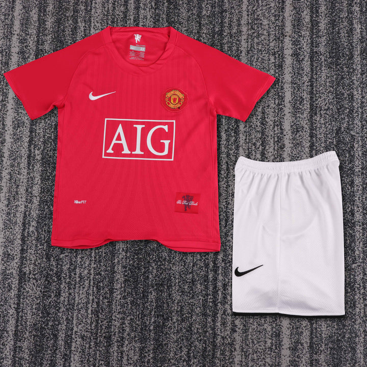 Manchester United 07/08 Children's Home Retro Set