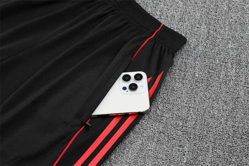 Liverpool Training Kit 25/26 – Black/Red