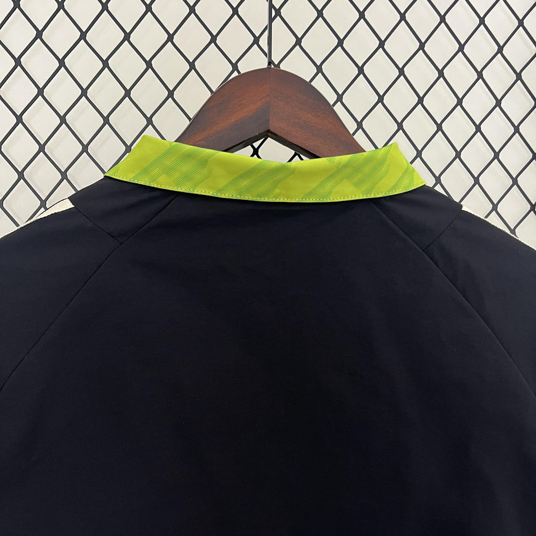 Manchester United Reversible Windbreaker Jacket - Dark Green/Black