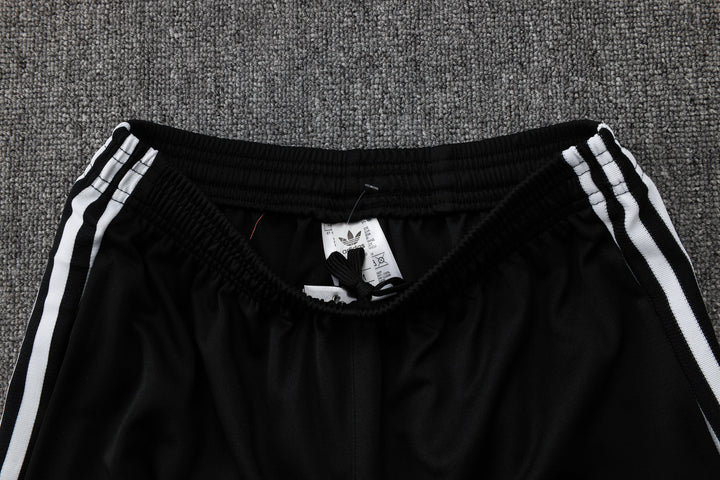 Manchester United Adidas Originals Set