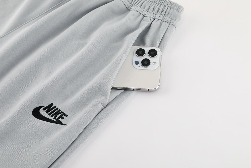 Nike Tech Fleece Set – Light Grey