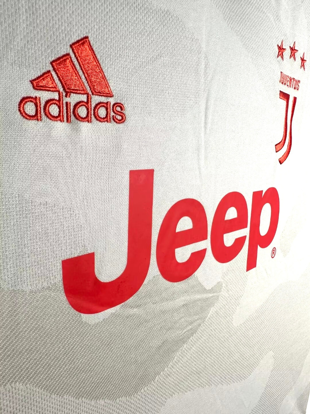 Juventus 2019/20 Away Retro Shirt