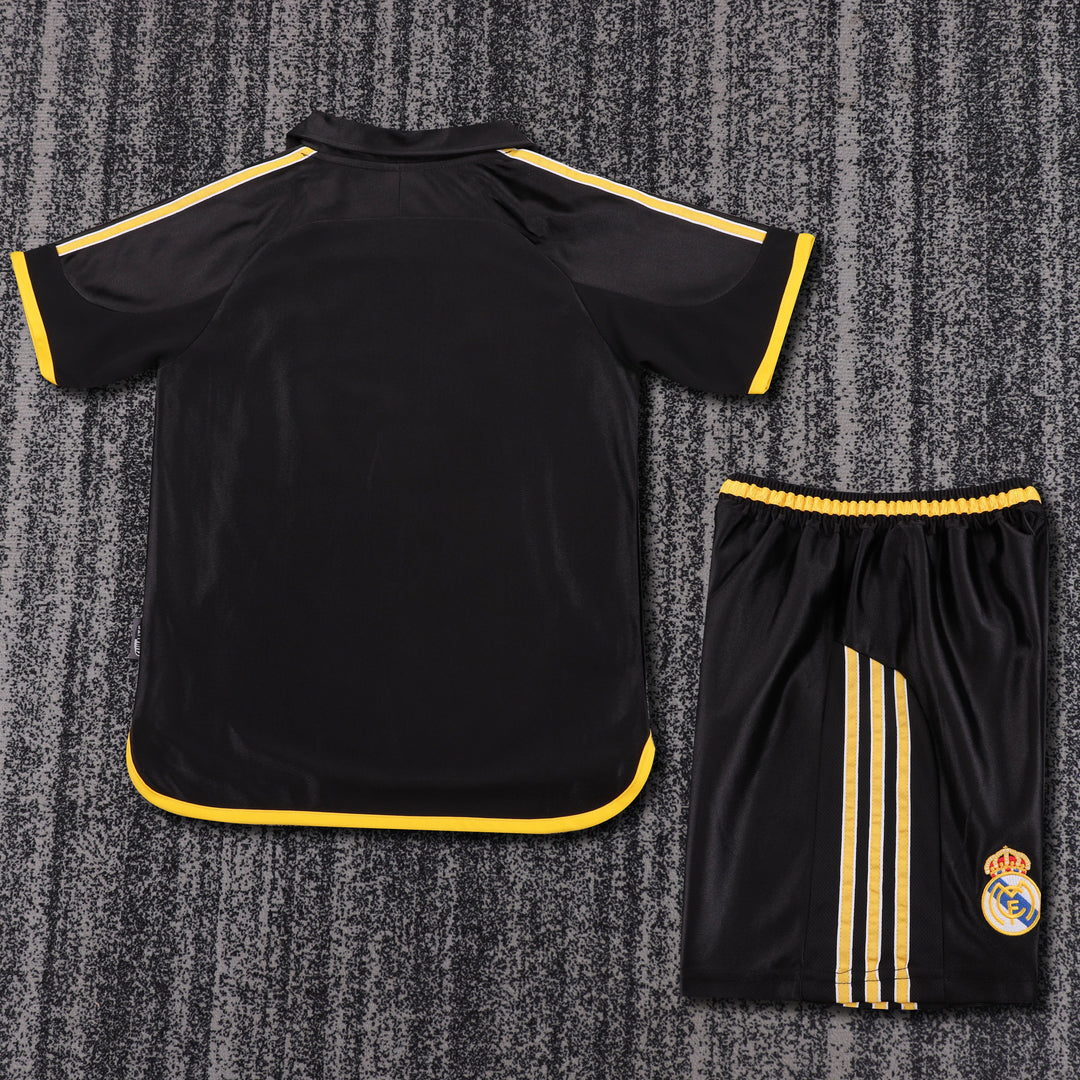 Real Madrid 00/01 Children's Away Retro Set