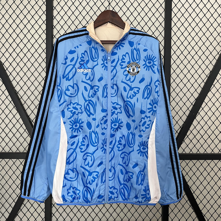 Manchester United Reversible Windbreaker Jacket - Light Blue/Beige