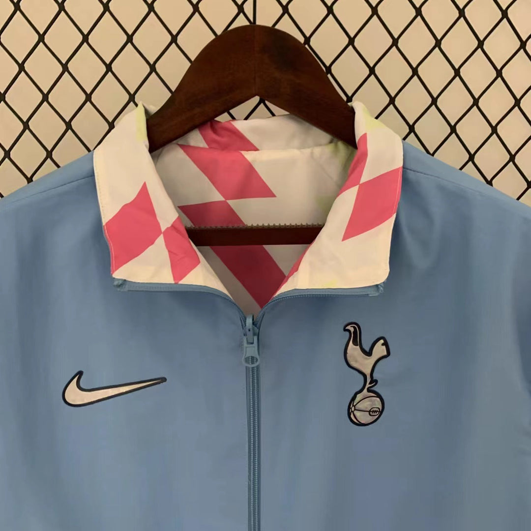 Tottenham Hotspur Reversible Windbreaker Jacket - Light Blue/Pink