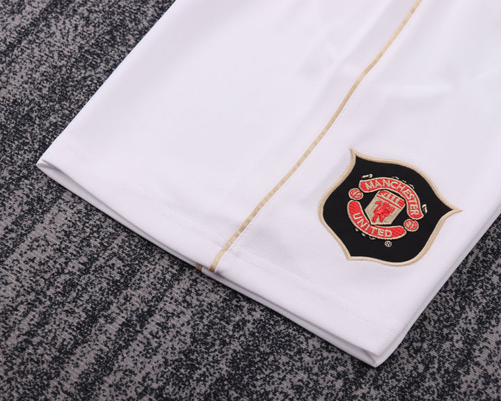 Manchester United 06/07 Children's Home Retro Set
