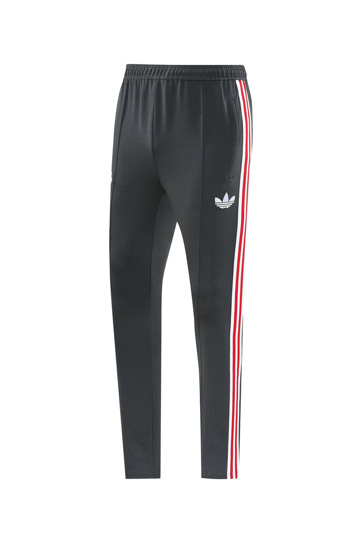 Manchester United 2025/26 Pants - Black
