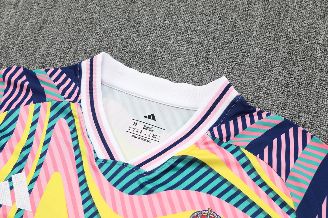 Real Madrid 2025/26 Training Kit - Pink/Green
