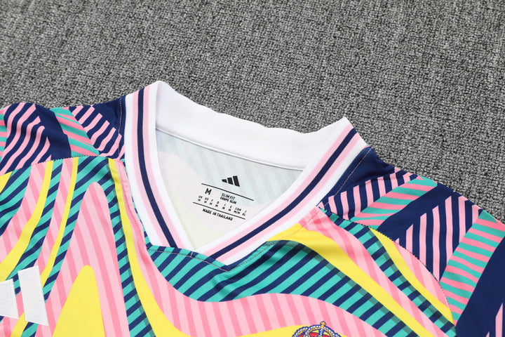 Real Madrid 2025/26 Training Kit - Pink/Green