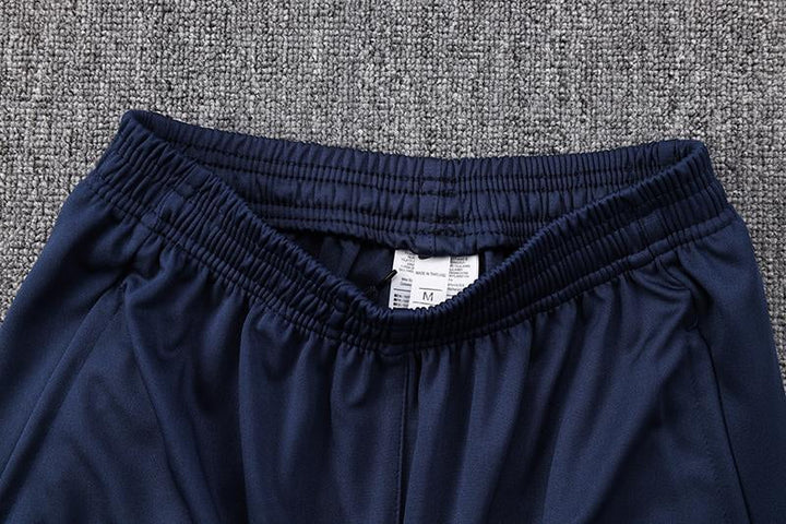 Nike Training Set - White/Navy Blue