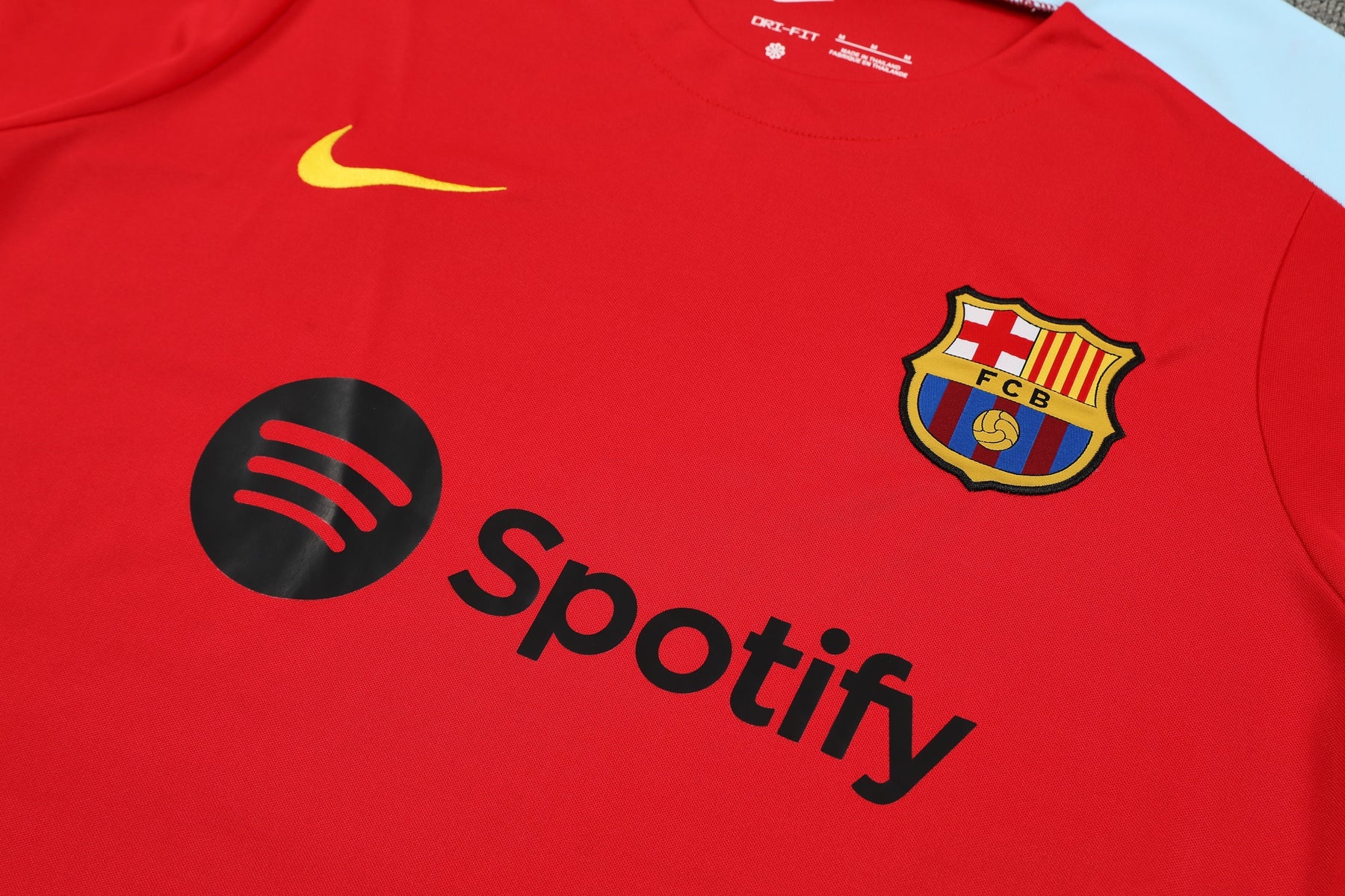 Barcelona 2024/25 Training Shirt - Red