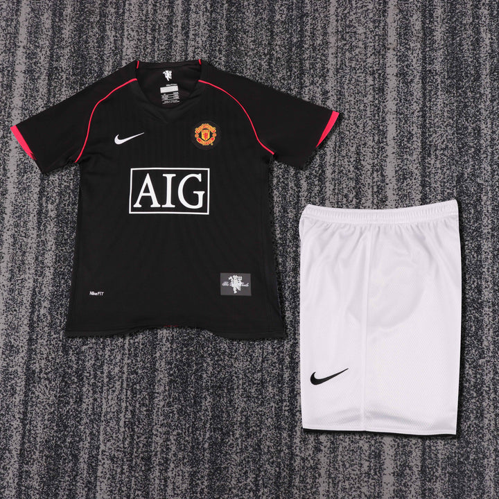 Manchester United 07/08 Children's Away Retro Set