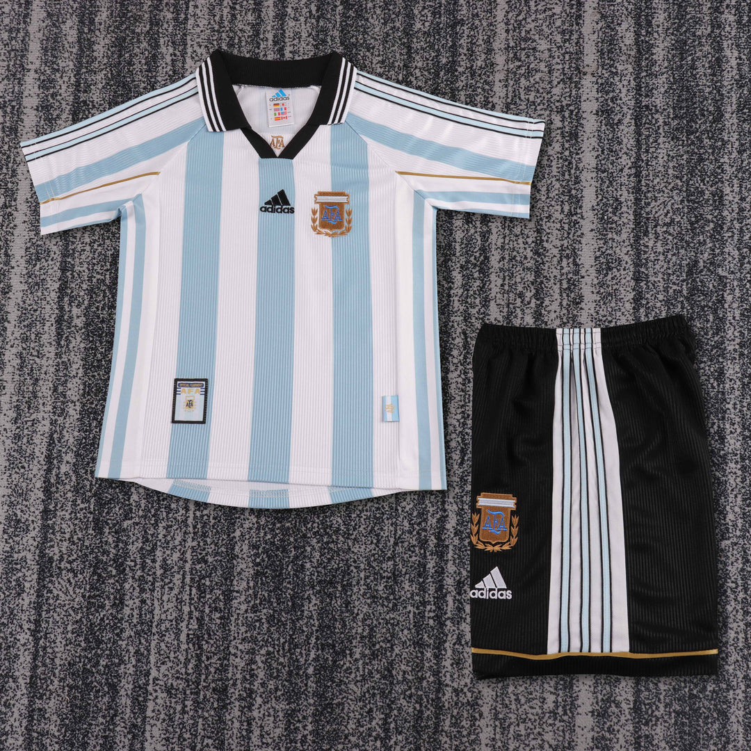 Argentina 1998 Children's Home Retro Set