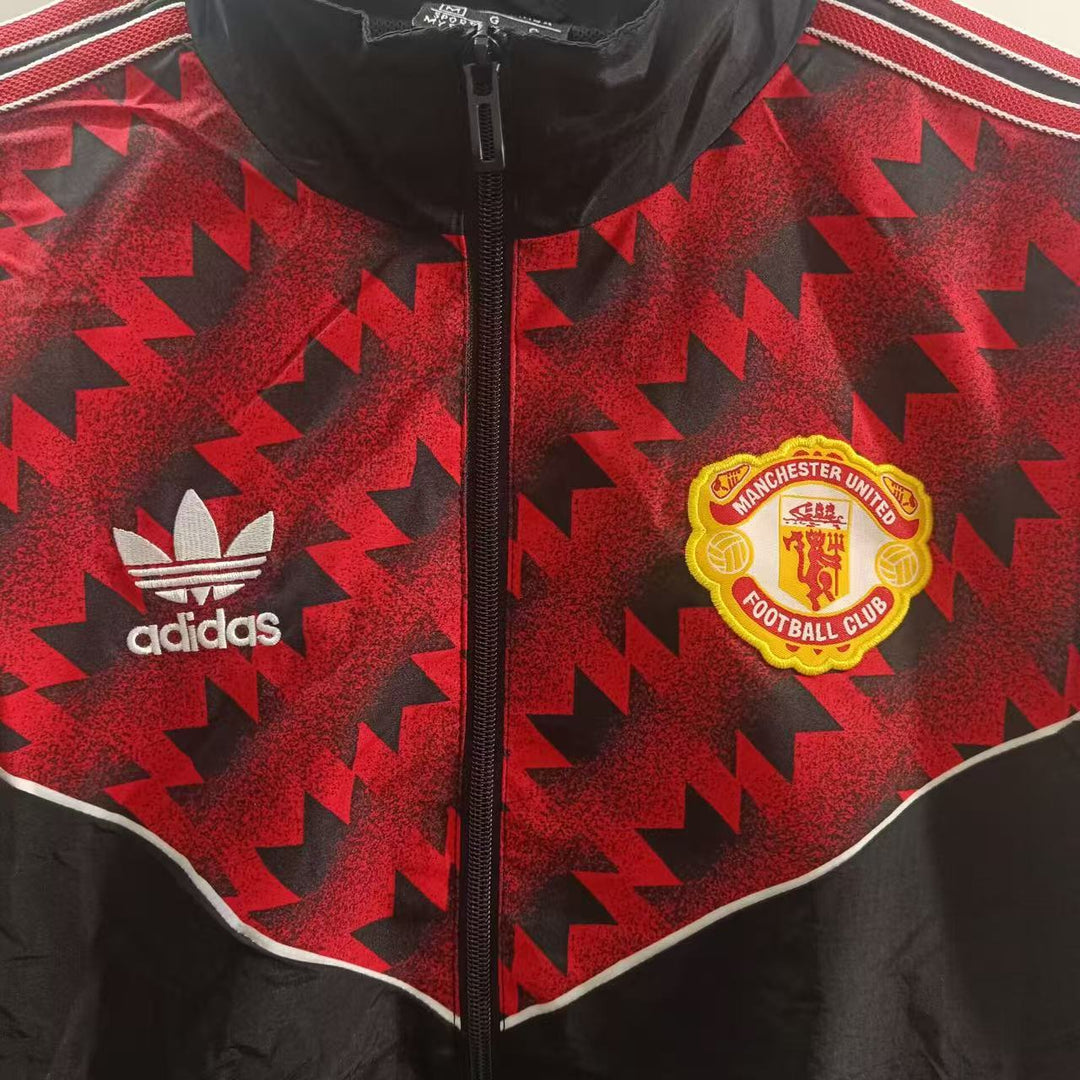 Manchester United Windbreaker Jacket - Black/Red
