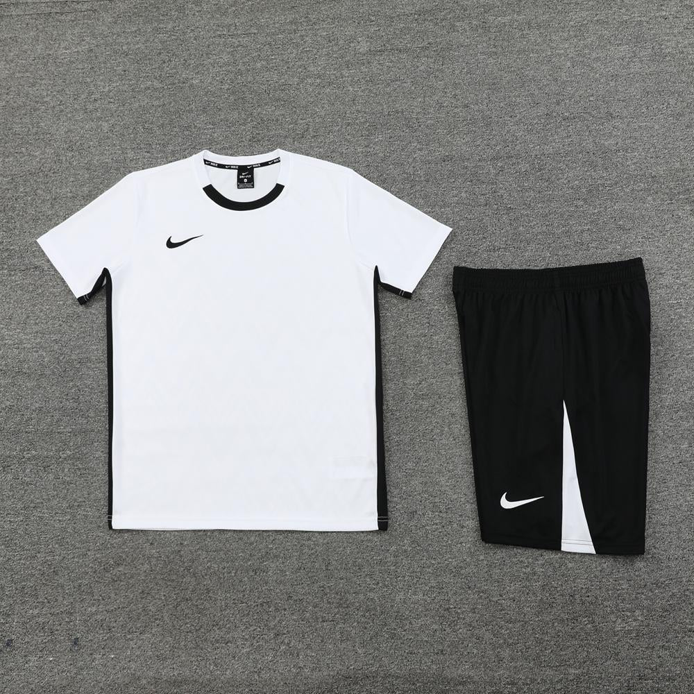 Nike Training Kit - White