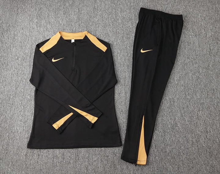 Nike Training Set - Black/Golden