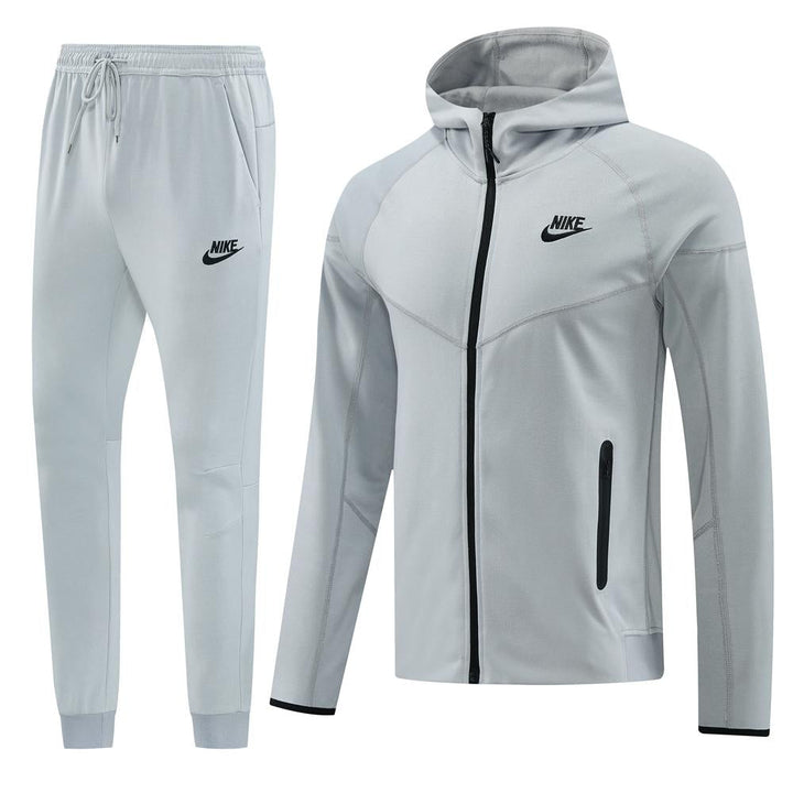 Nike Tech Fleece Set – Light Grey