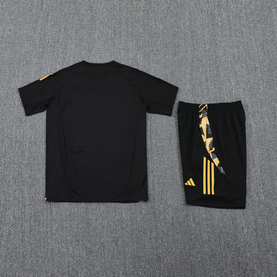 Real Madrid 2024/25 Training Kit - Black/Yellow