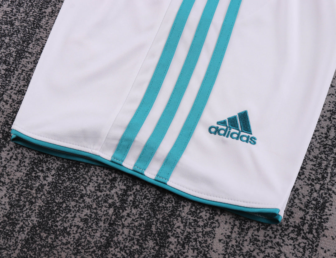 Real Madrid 17/18 Children's Home Retro Set - Long Sleeve