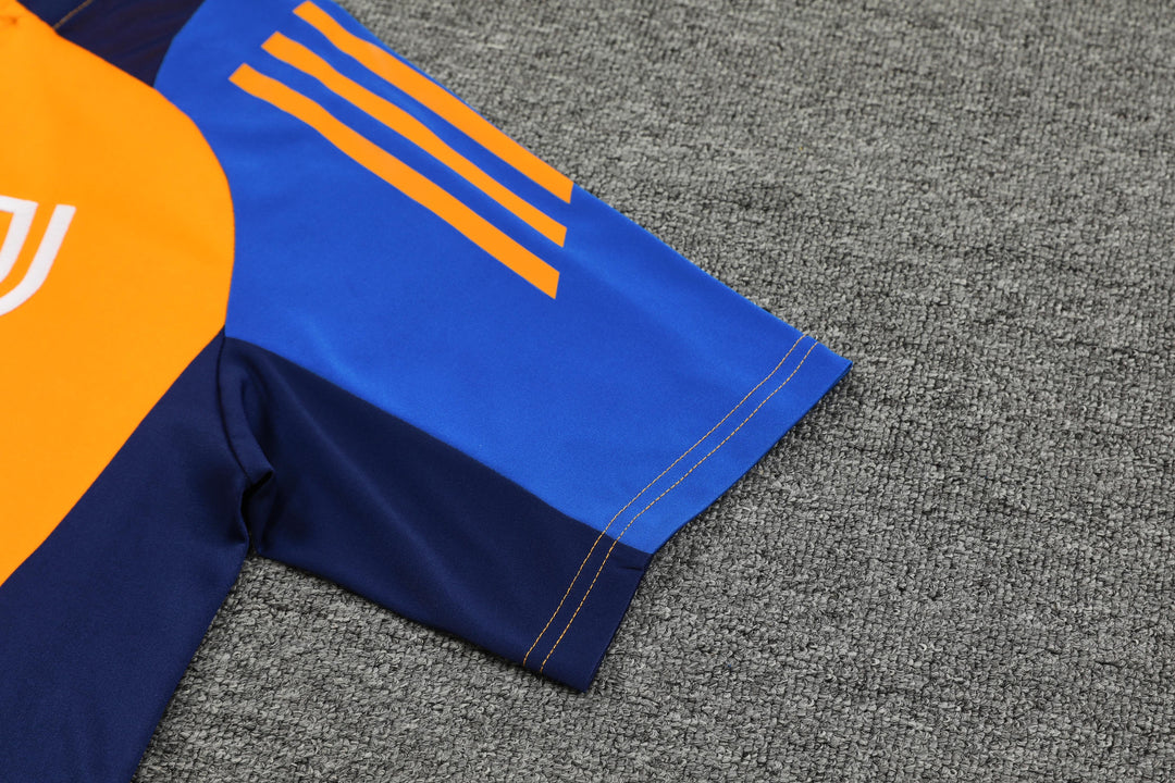 Juventus 2024/25 Training Shirt - Orange/Blue