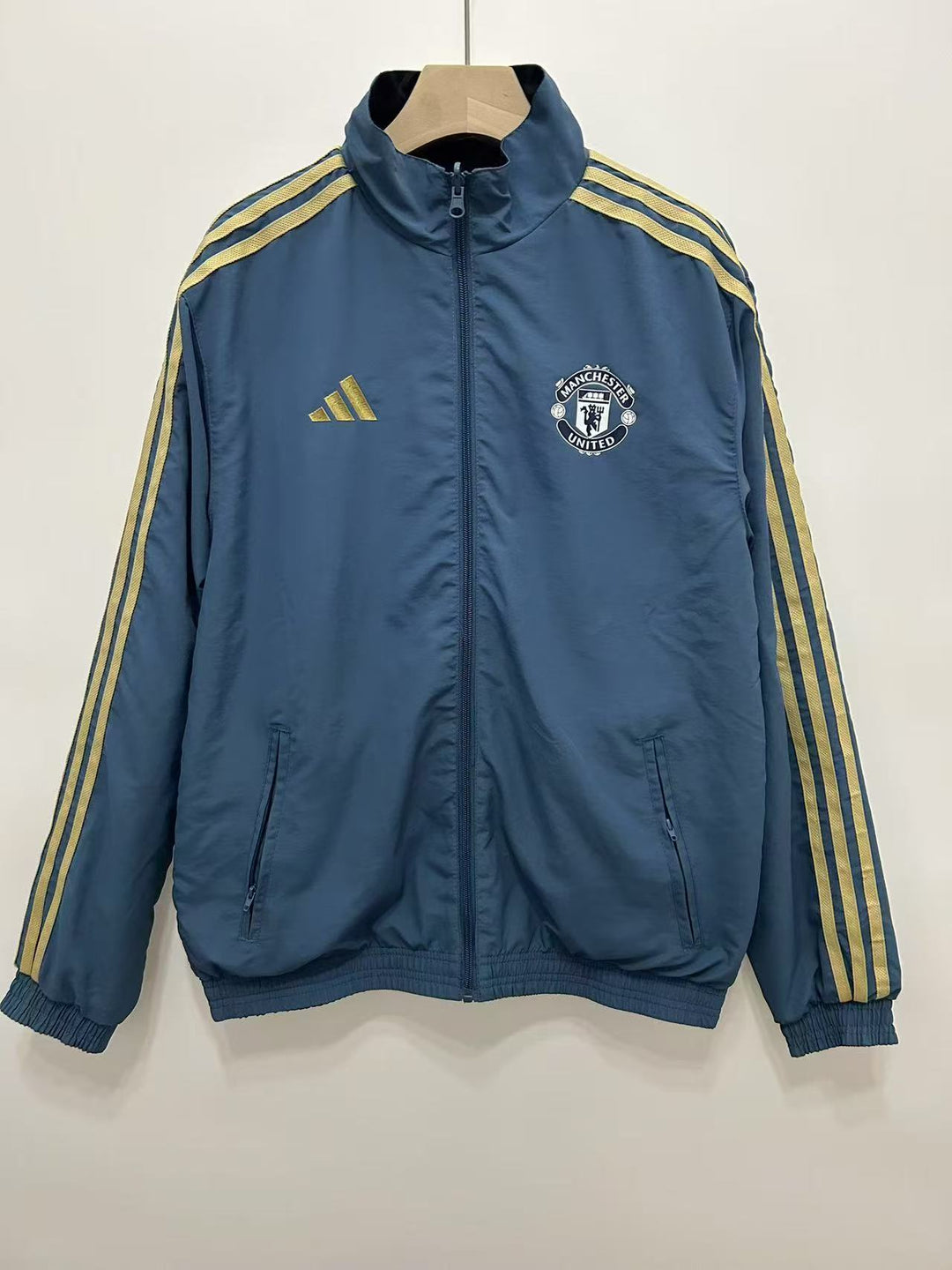 Manchester United 2024/25 Windbreaker Jacket - Navy Blue