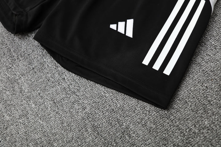 Real Madrid 2025/26 Training Kit - Black/Pink