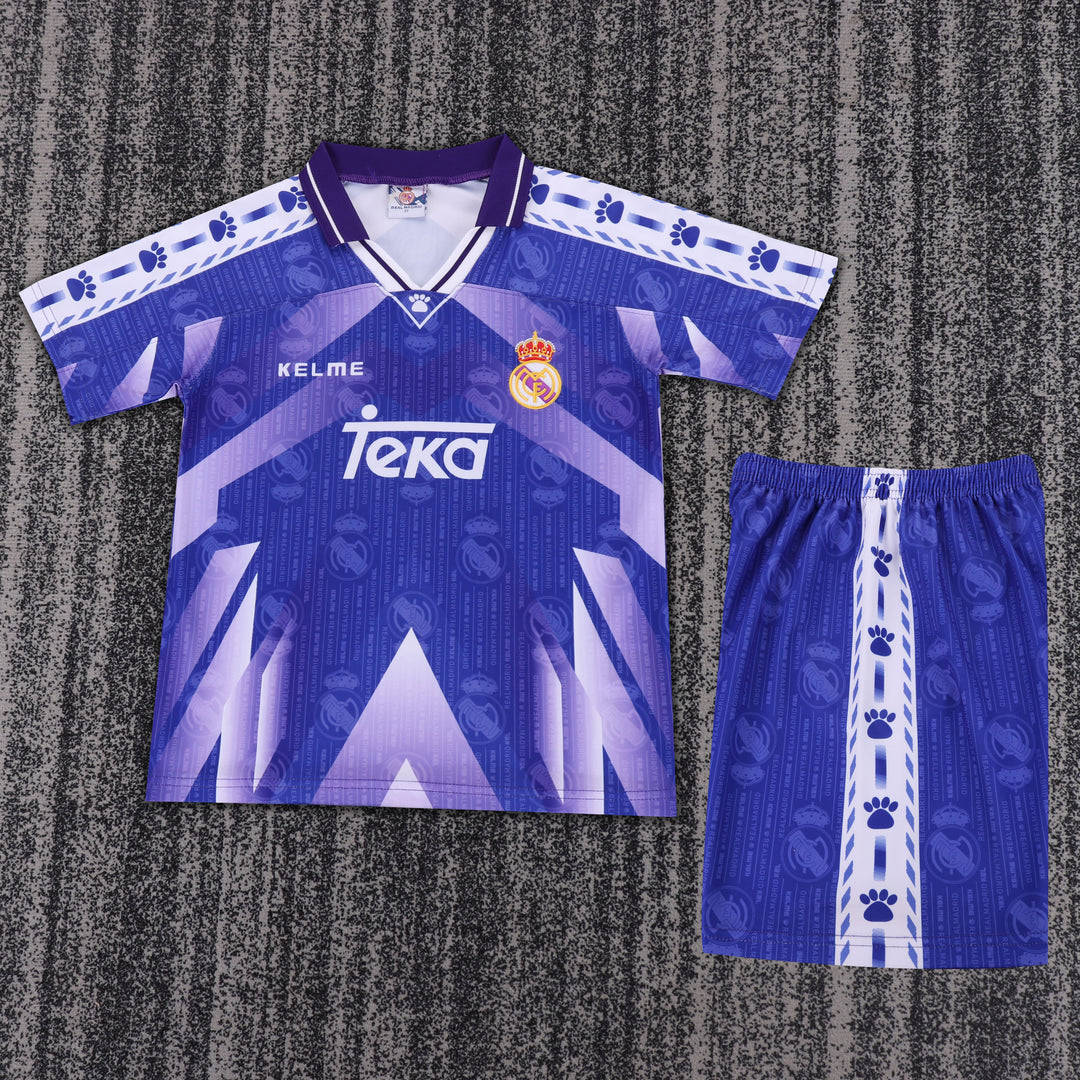 Real Madrid 96/97 Children's Away Retro Set