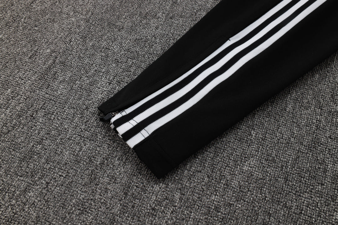 Manchester United Adidas Originals Set